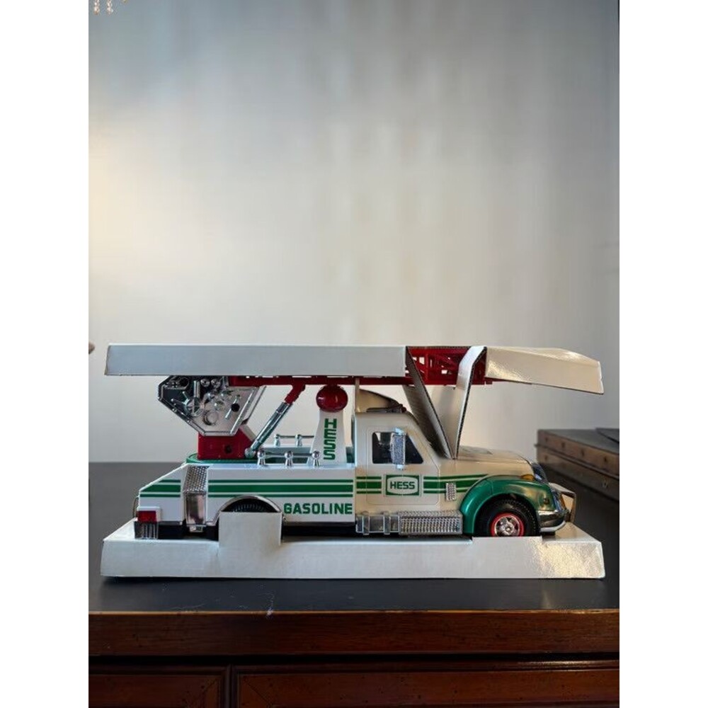 Hess Rescue Truck 1994 Boxed Second Example Original Box Insert Toy Fire Truck